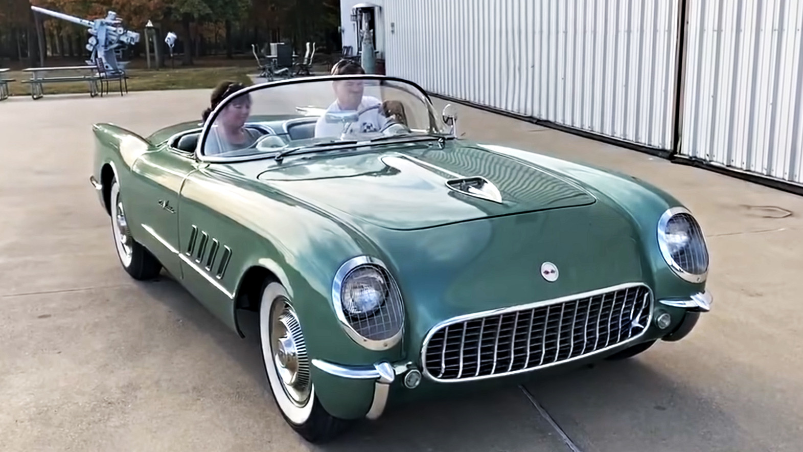 Click to Enlarge-Esc to Close Corvette Generations/C1/C1 1954 Prototype Concept.jpg